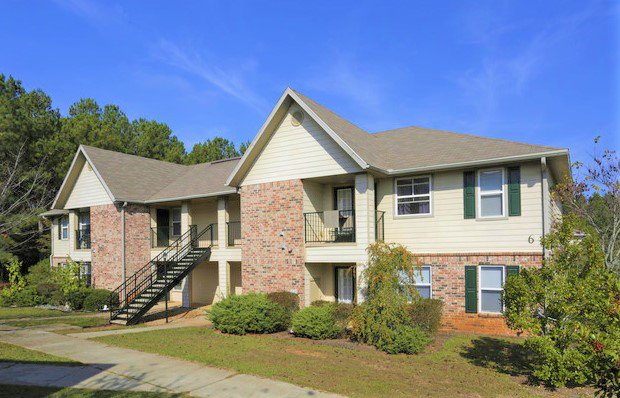 Greystone Manor commuity with beautiful apartments